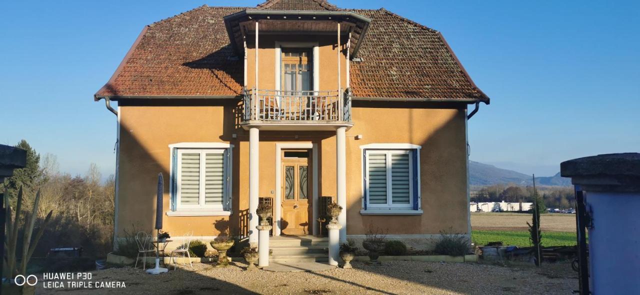 La Maison Fleur De Frangipanier Saint-Genix-sur-Guiers Ngoại thất bức ảnh